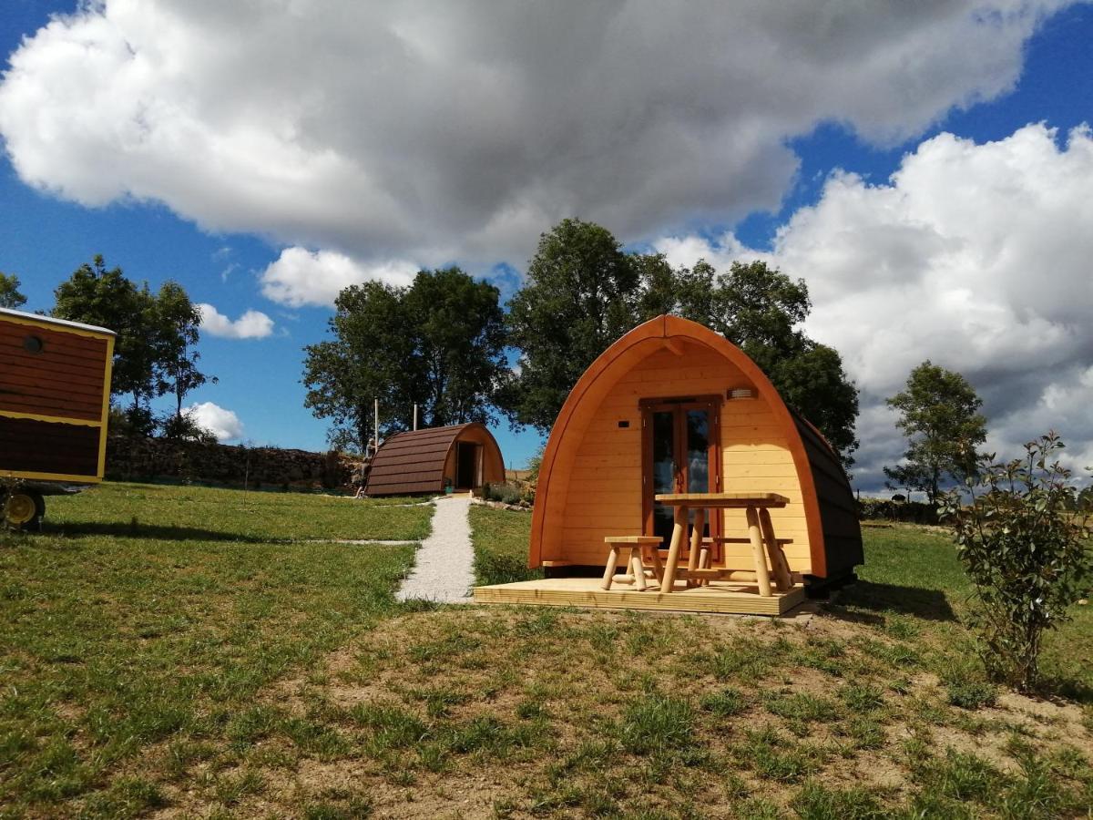 Les Roulottes De La Ferme Des Chanaux Saint-Julien-d'Ance Kültér fotó