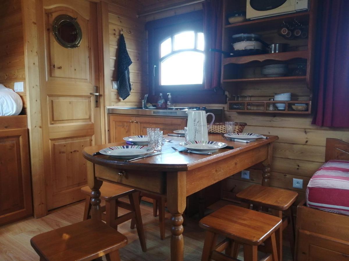 Les Roulottes De La Ferme Des Chanaux Saint-Julien-d'Ance Kültér fotó