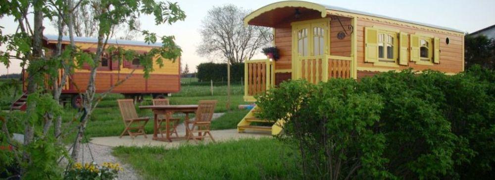 Les Roulottes De La Ferme Des Chanaux Saint-Julien-d'Ance Kültér fotó